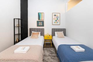 Chic Spacious 3BR South Loop Apartment Near McCormick Place, Roosevelt CTA & Shopping Area in Chicago - Chicago - 2