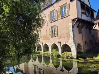 Maison historique - 11 personnes - basse ville - 9
