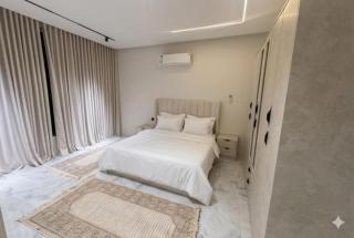 فلة جديدة راقية بمسبح داخلي Luxury villa with indoor pool - 6