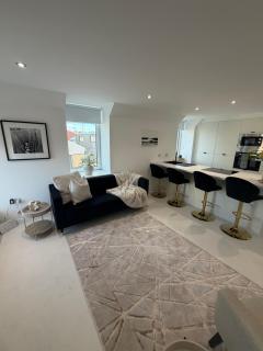 The Esplanade Apartment - 6