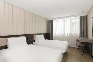 Hanting Hotel Xiangjiang Road Commercial Street Qingdao West Coast - 6