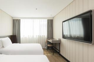 Hanting Hotel Xiangjiang Road Commercial Street Qingdao West Coast - 3