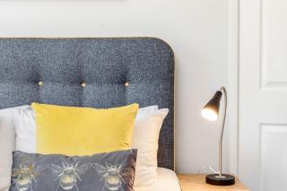 Contractor Stay 4 Bed in Ascot with WiFi and Parking - 4