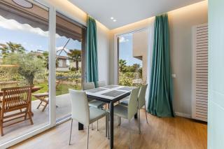 Garden Breeze Stay Villa 1 - Gala Residence by PikHost - 4