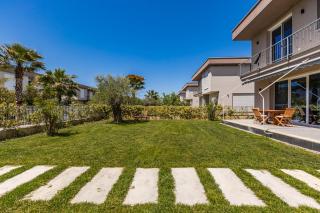 Garden Breeze Stay Villa 1 - Gala Residence by PikHost - 7