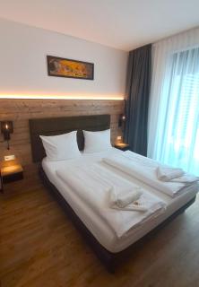 SEKRA Stadthotel - 8