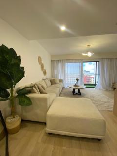 Royale Urban 2-Bedroom Stay - 9