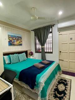 Homestay & Pool Laman Sri Aman Pontian - 7