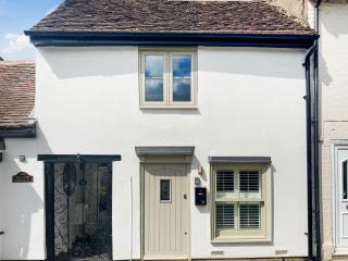 The Snug Cottage - 7