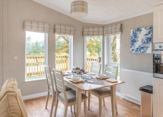 Hawthorn Glen Lodges - 5