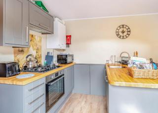 Woodland Lakes Boutique Lodges - 1