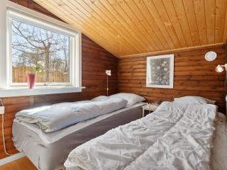 Holiday Home Heikki - 700m from the sea by Interhome - 4