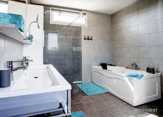 Superbe Villa T5 avec piscine privée proche plage et commerces climatisation et wifi - 8