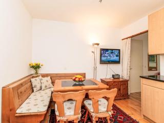Apartment Chesa il purtretin by Interhome - 6