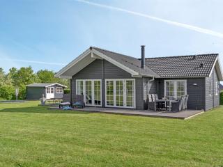 Holiday Home Hathulf - 700m from the sea by Interhome - 0
