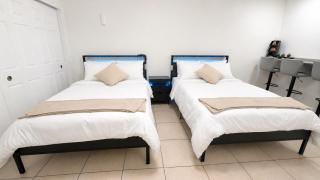 Modern Cozy Miami Stay Near Airport - 4