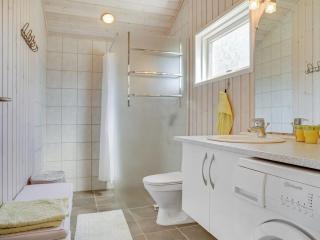 Holiday Home Hubert - 150m from the sea by Interhome - 5