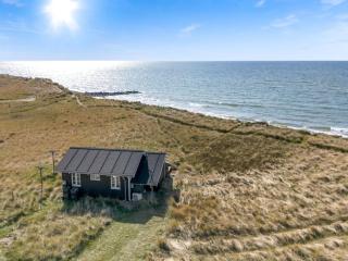 Holiday Home Stintje - 20m from the sea by Interhome - 9