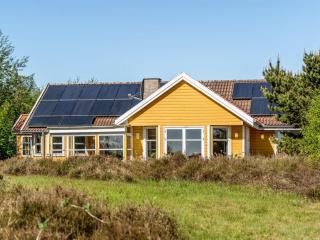 Holiday Home Annestine - 200m from the sea by Interhome - 3