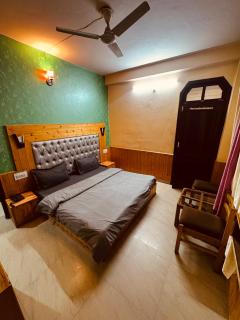 Purple House - 6