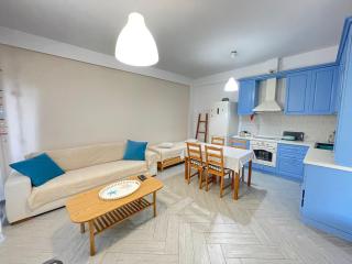 Renissa's Beach Suite - 8