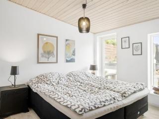 Holiday Home Edin - 100m from the sea by Interhome - 4