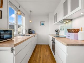 Apartment Björk - 10m from the sea by Interhome - 1