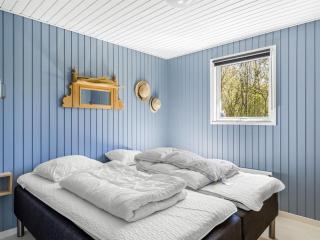 Holiday Home Kennet - 30km from the sea by Interhome - 1