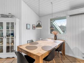 Holiday Home Margrethe - 600m from the sea by Interhome - 5