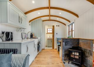 Beacon Shepherd Huts - 4