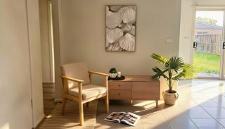 Cozy 4-Bedroom Home|Peaceful & Convenient Location - 1