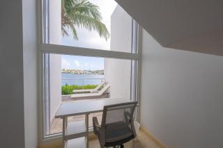 Luxury Waterfront Townhome at Coral Beach Club - Dawn Beach - 4