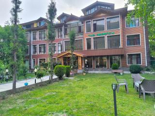 Palette Hotel Regency Valley View Pahalgam - 6