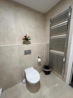 Apartment 1, Clifden Bay Apartments - 6
