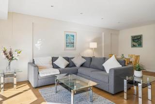 Windsor Castle Views - Spacious Flat - By Tempstay - 6