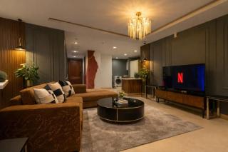 GOLD CREST Signature Serviced Apartments- City Views DHA Lahore - 1