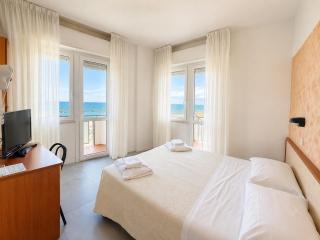 Hotel TYC - 7