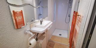 RAF CONNAHS QUAY Luxury Apartment - 6