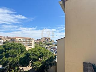 Duplex moderne proche plage, port et centre-ville - 0