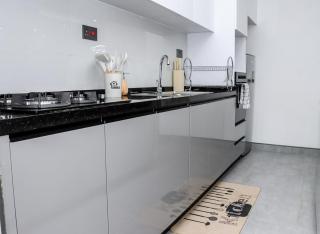 2BR 17th Floor Luxury Apartments in Nairobi - 5
