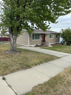 Spacious 4BR Home with Epic Basement Arcade - 6