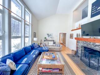 Beautiful Country Home with Hot Tub & Pool Table - 7