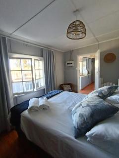 Kayser's Keep Self-Catering - 4
