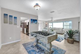 Relaxing Pool Home | Bikes | Prime SE Location - 6