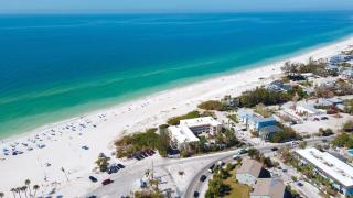Gulf Sands 102 - 3