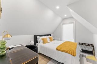 Luxury Suite 1 BR - 1 Bed - Stylish - New Build - Downtown - 9