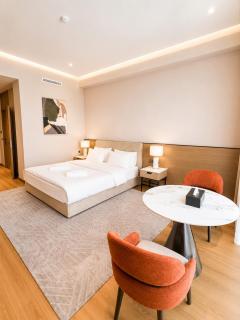 NOMAD Luxe Hotel - 1