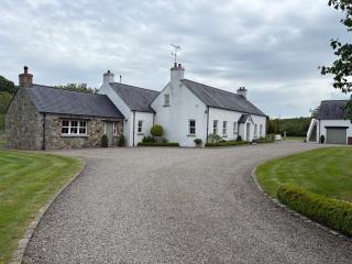Corbet Cottage, Banbridge - 0