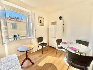Studio centre-ville rue fesch 26 - 0