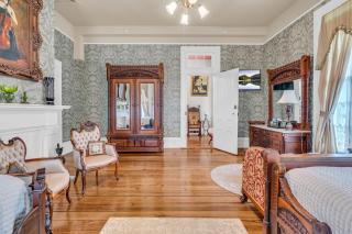 The Montgomery B&B - 7